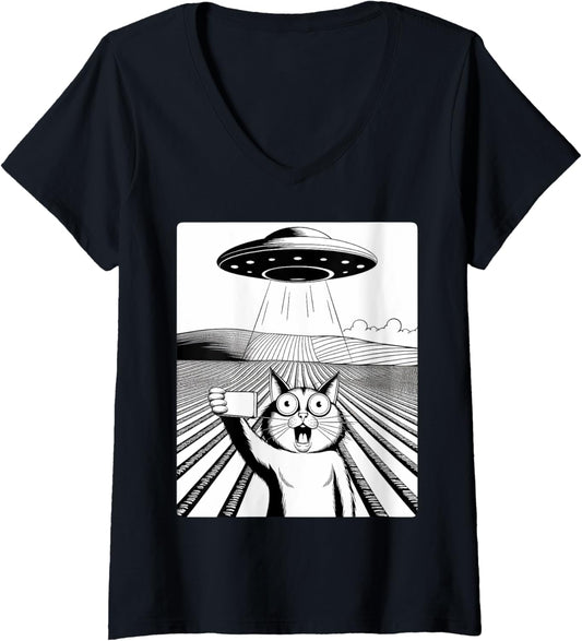 Womens cat selfie ufo background alien pet catmom & catdad vintage V-Neck